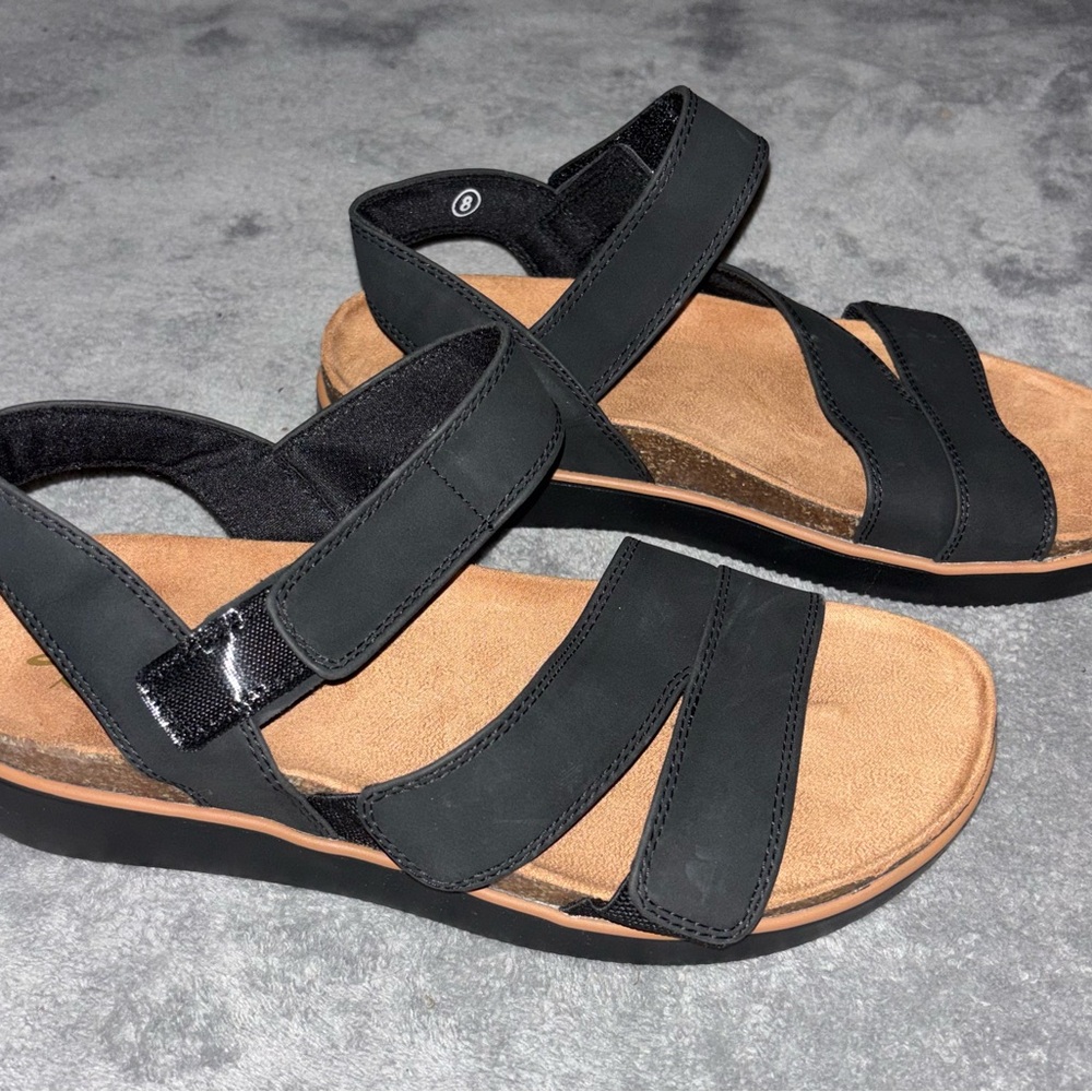 Skechers Women’s Comfort Sandals | Size 8 | NWOT | Black Memory Foam - Picture 2 of 6